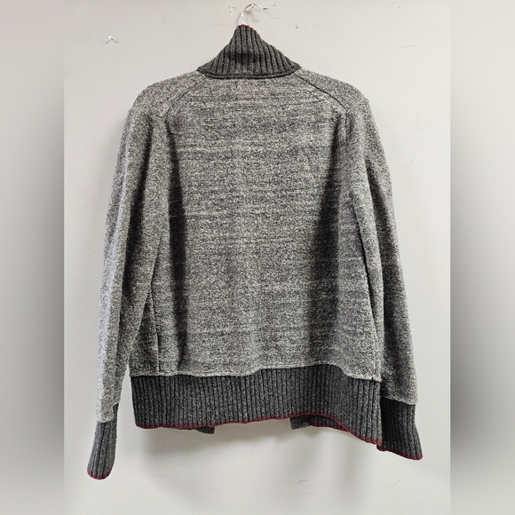 Men's Cardigan Sweater - Picture 3 of 4